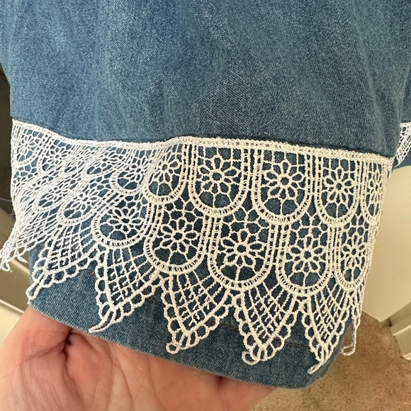 ✨ Vintage Blue denim button down midi length dress with pockets - Picture 5 of 15